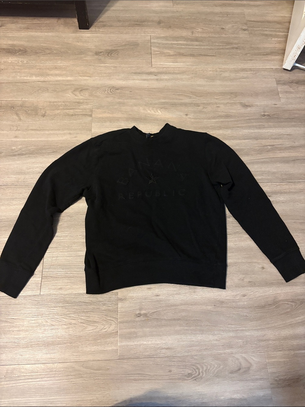Banana Republic Men's Black Crewneck Logo Sweater